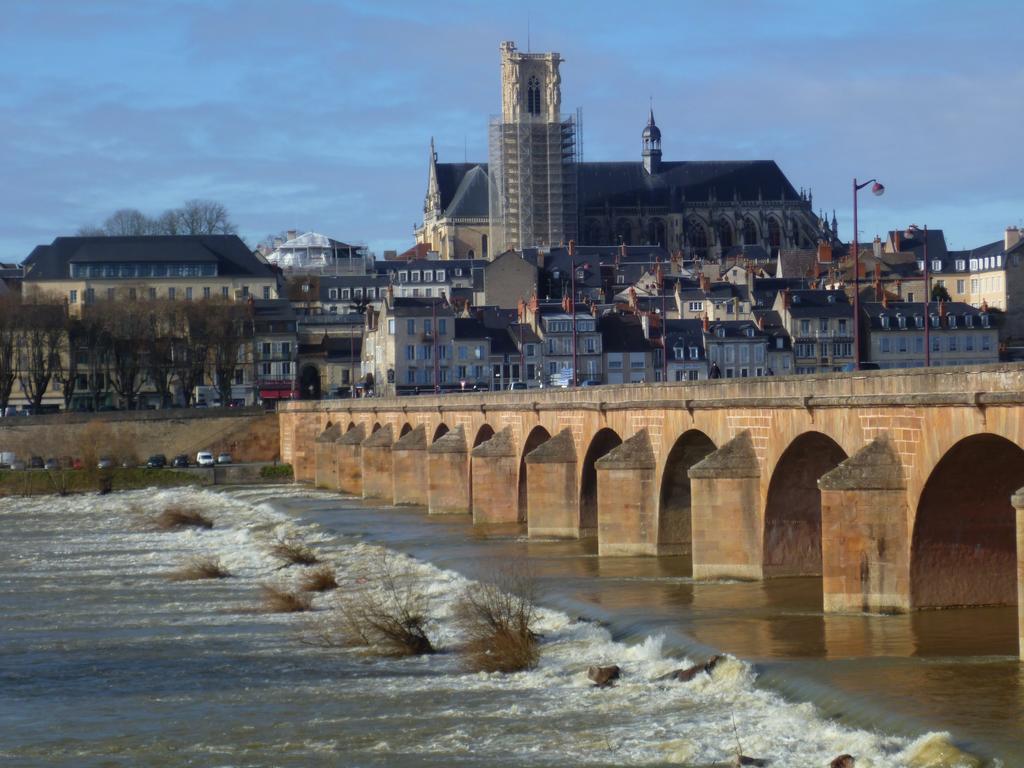 Hôtel Beauséjour Nevers Exterior foto